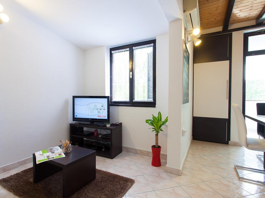 Apartment Cervar Poreč Szoba fotó