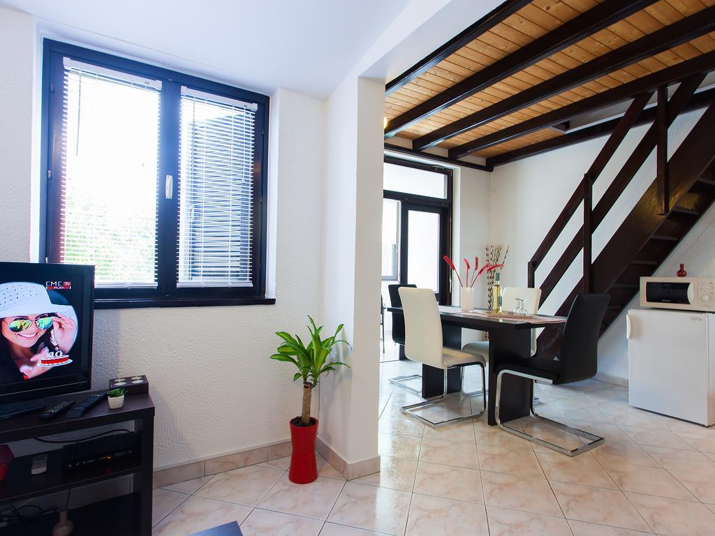 Apartment Cervar Poreč Szoba fotó