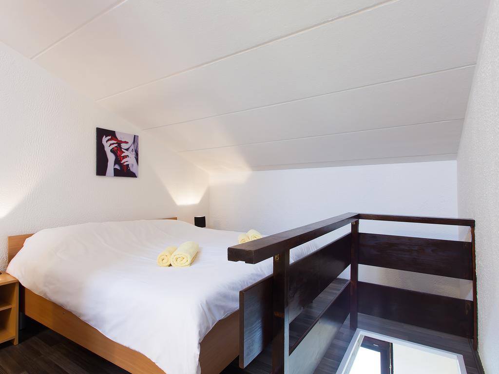 Apartment Cervar Poreč Szoba fotó