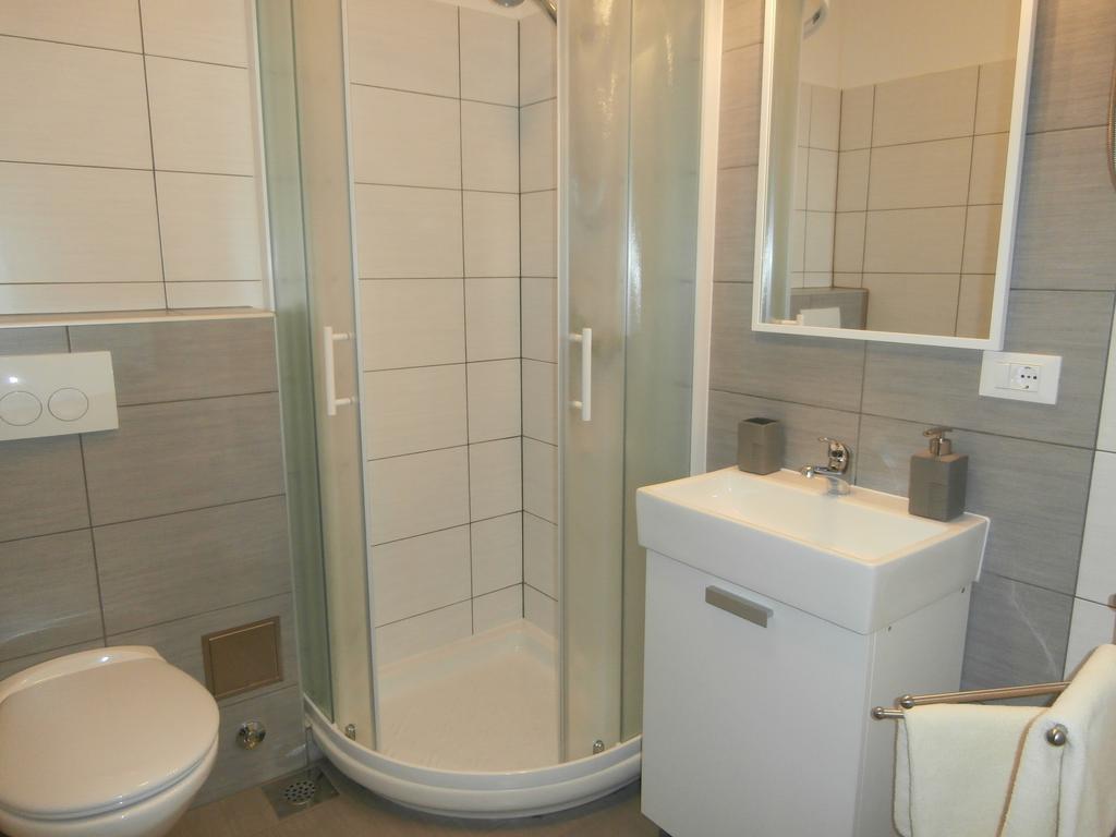 Apartment Cervar Poreč Szoba fotó